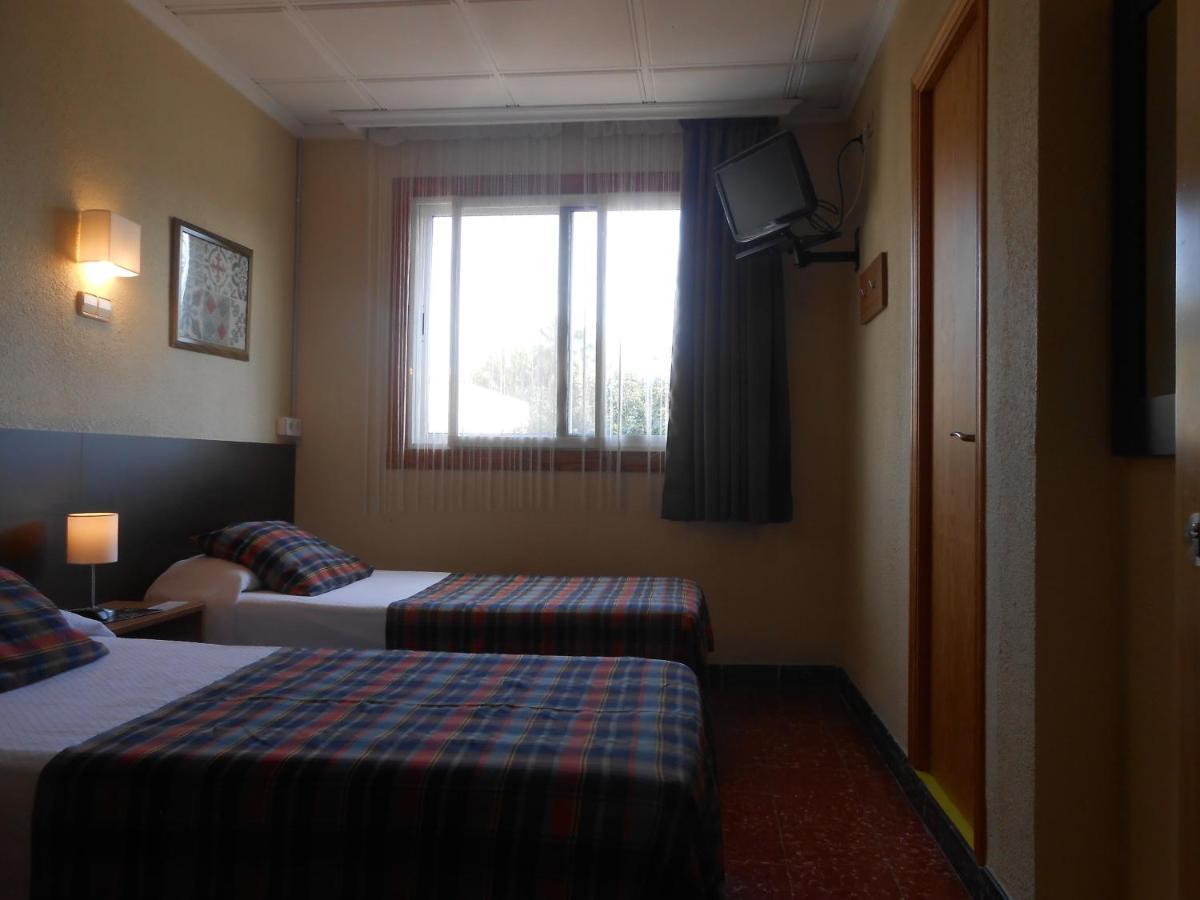 Hostal El Callejon Тарагона Екстериор снимка