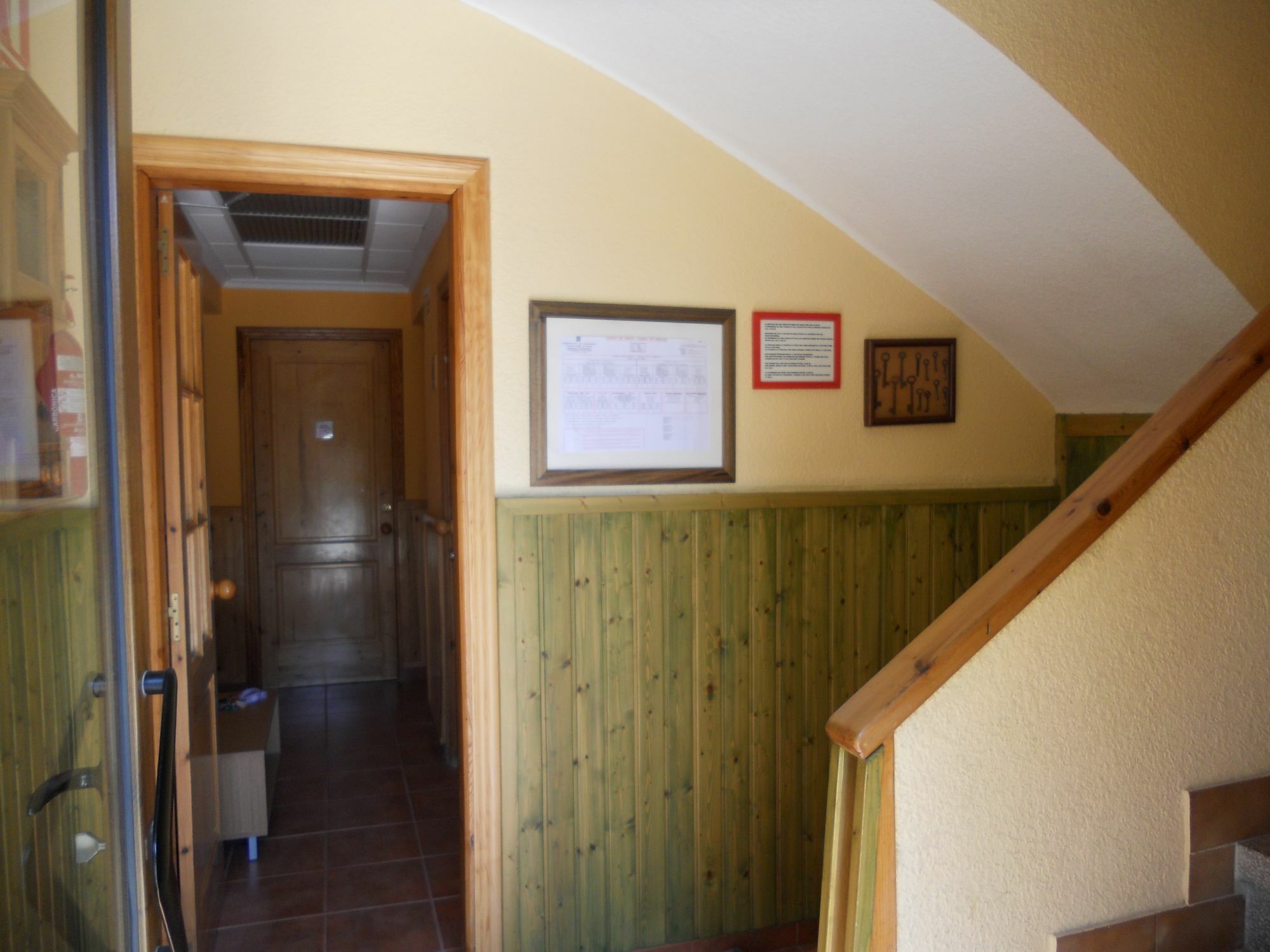 Hostal El Callejon Тарагона Екстериор снимка