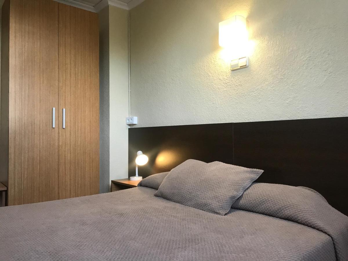 Hostal El Callejon Тарагона Екстериор снимка