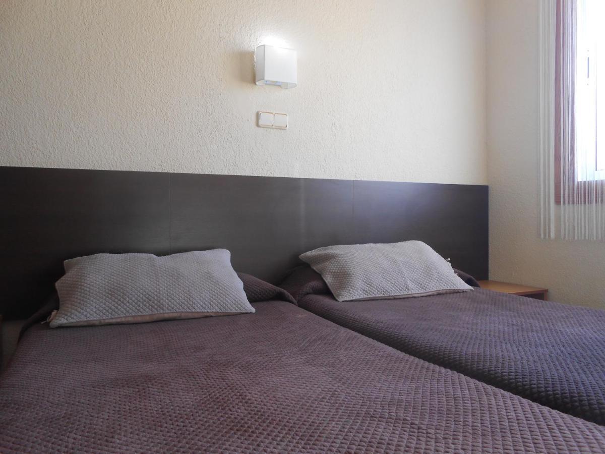 Hostal El Callejon Тарагона Екстериор снимка