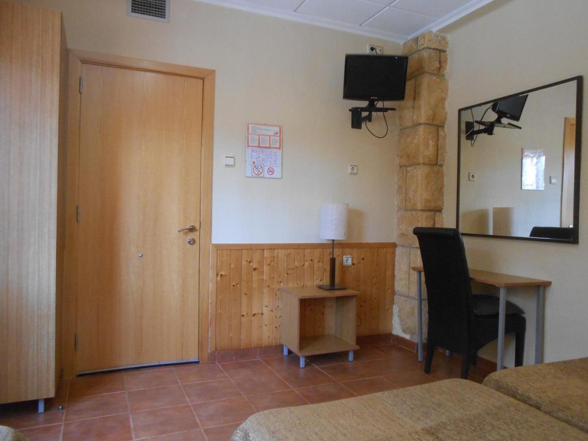 Hostal El Callejon Тарагона Екстериор снимка