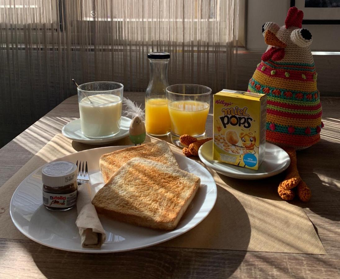 Hostal El Callejon Тарагона Екстериор снимка
